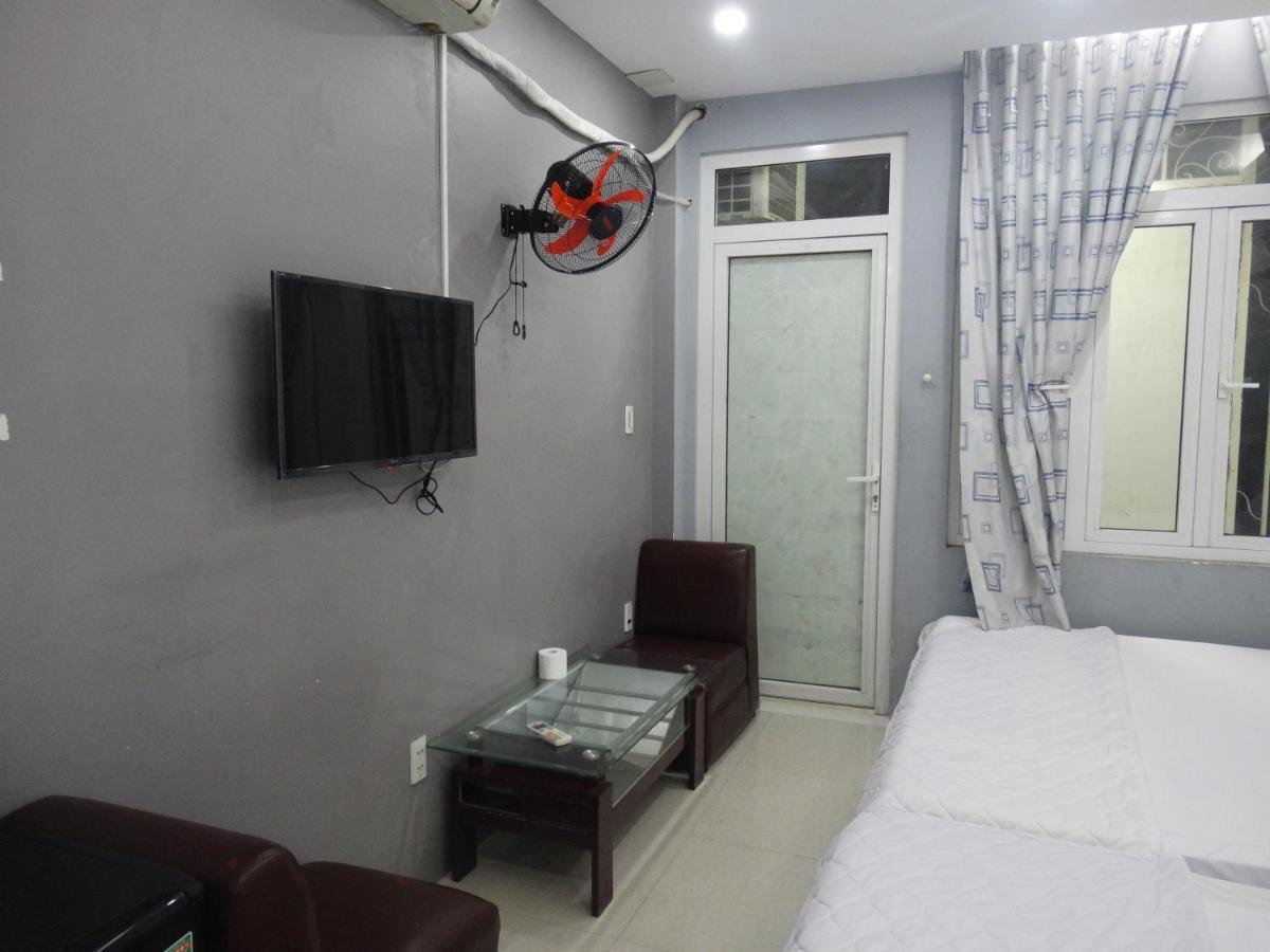 Tan ThàNh Hotel โฮจิมินห์ซิตี้ ภายนอก รูปภาพ